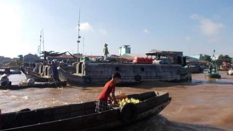 Pasar Terapung Cai Rang di Delta Sungai Mekong Pasar Terapung Cai Rang di Delta Sungai Mekong