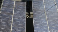 Namun ironisnya, secara nasional di Indonesia pemanfaatan PLTS masih kurang dari 200 mega watt (MW) dari total 207,8 giga watt potensi yang dimiliki.