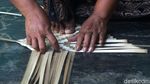 Puluhan Tahun Anyaman Bambu Sumedang Tetap Bertahan