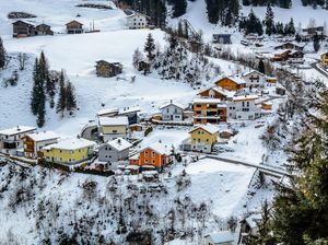 Penampakan Resort Ski Austria yang Jadi Super Spreader Corona