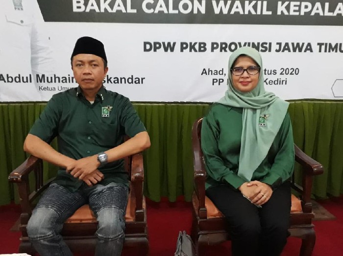 PKB memberikan rekomendasi kepada
Rini Syarifah-Santoso. Rekomendasi ini otomatis mematahkan asumsi petahana bakal menjadi calon tunggal dalam Pilbup Blitar 2020.