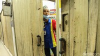 Juru Bicara Gugus Tugas Dadang Wihana menjelaskan alasan Pemkot Depok memberlakukan pembatasan jam malam. Salah satunya, angka kasus positif dalam 2 minggu terakhir terus meningkat.