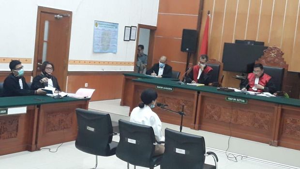 Vanessa Angel jalani sidang pembacaan dakwaan