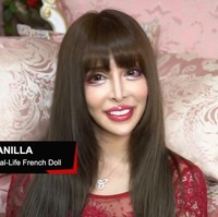 Ingin mengubah penampilan menjadi bak boneka Prancis, Vannila mulai melakukan prosedur kecantikan sejak sangat muda. Dalam wawancara dengan Asian Boss, Vanilla awalnya menyadari ia tidak punya bentuk tubuh dan mata seperti mereka. Ia lalu mulai mengumpulkan foto orang-orang dengan bagian tubuh mirip boneka dan bertekad menirunya.. Foto: Youtube