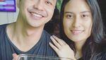 Intip Momen Adly Fairuz yang Hobi Masak Bareng Istri