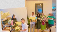 Nama Adly Fairuz ramai diperbincangkan setelah direkomendasikan DPP PDIP menjadi bakal calon wakil Bupati Karawang mendampingi Yessy Karya Lianti. Foto: Instagram @adlyfayruz