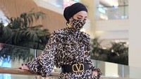 Bella tak meninggalkan kesan mewah yang selalu ditunjukkannya. Dok. Instagram/bellashofie_rigan
