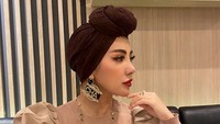 Ia mengaku merasa nyaman dan mantap untuk berhijab. Dok. Instagram/bellashofie_rigan