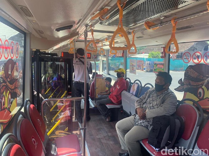 Bus trans Jateng