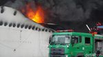 Foto-foto Gudang Polytron yang Terbakar di Demak