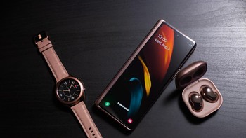 Di Amerika Serikat, Galaxy Z Fold 2 dibanderol USD 1.999 atau sekitar Rp 29,4 jutaan. Foto: Samsung