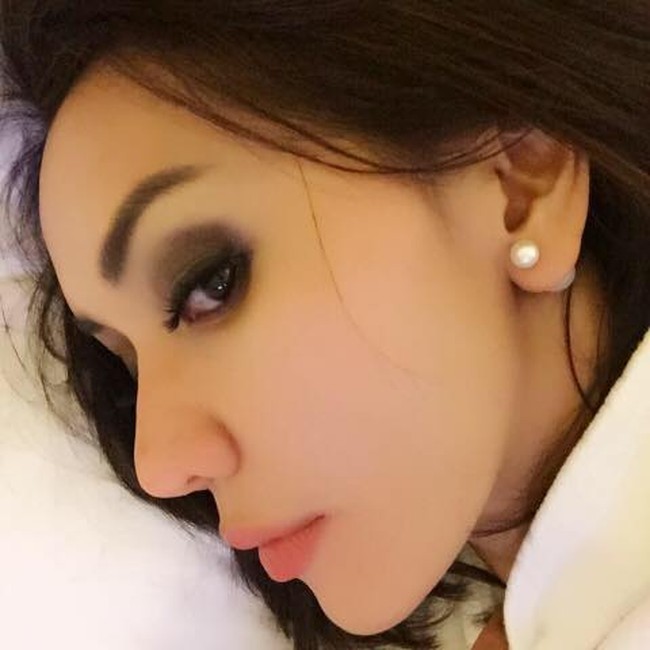 Operasi hidung seperti yang dilakukan Jaksa Pinangki di New York Center for Plastic Surgery biayanya antara US$ 10 ribu hingga 30 ribu atau sekitar Rp 145 juta hingga Rp 444 juta. Besar dan kecilnya biaya operasi hidung ini tergantung berbagai faktor seperti tingkat kesulitan operasi dan seberapa pakar dokter yang melakukannya. Foto: Instagram @pinangkit, Dok. Facebook