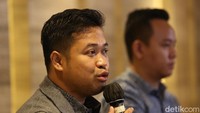 Uang yang digelontorkan untuk kesepakatan damai ini Rp 13 miliar.