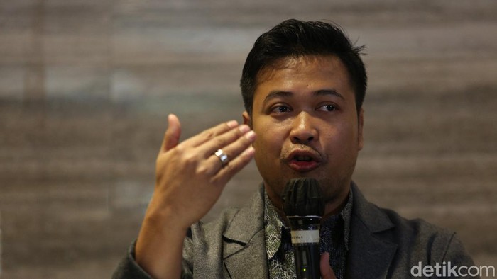 CEO Jouska Aakar Abyasa Fidzuno menyatakan telah mencapai kesepakatan damai. Uang untuk damai ini digelontorkan senilai Rp 13 miliar.