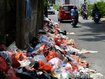 Siap-siap Kena Sanksi Ini Kalau Buang Sampah Sembarangan, Bisa Dipenjara!