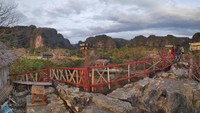 Tak hanya memiliki nuansa alam yang khas, Rammang-Rammang di Maros, Sulawesi Selatan memiliki banyak kafe dengan pemandangan yang indah. (Moehammad Bakrie/detikcom)