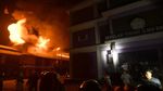 Gedung Sekolah Tinggi Ilmu Sosial dan Politik Palu Terbakar