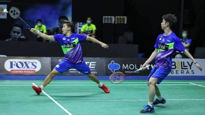 Kevin Sanjaya Sukamuljo/Marcus Fernaldi Gideon bertanding di ajang Mola TV PBSI Thomas & Uber Cup Simulation 2020