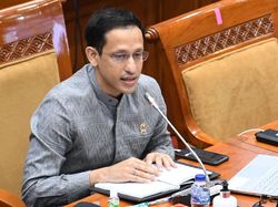 Menteri Nadiem Sebut Guru ASN Non Sertifikasi Bisa Dapat 3 Jenis Tunjangan
