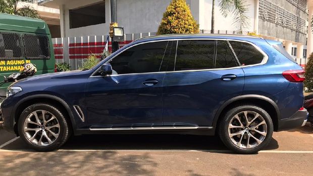 Mobil BMW Jaksa Pinangki
