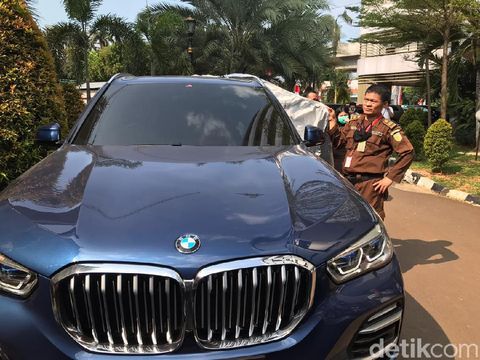 Mobil BMW jaksa Pinangki Sirna Malasari