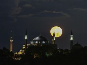 Kumandang Azan di Hagia Sophia Tandai Dimulainya Ramadhan 1442 H