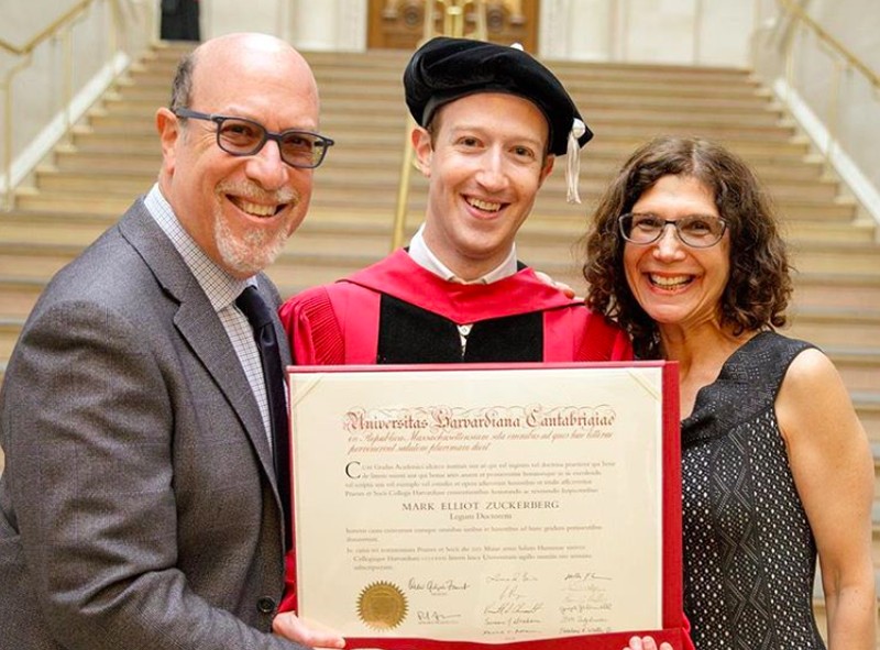 Ronaldo vs Zuckerberg