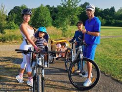 Beda Gaya Ronaldo dan Zuckerberg di Medsos