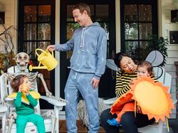 Beda Gaya Ronaldo dan Zuckerberg di Medsos