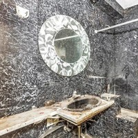 Rumah ini memiliki fasilitas berupa 4 kamar tidur, 2 kamar mandi, dan ruang bawah tanah. Namun tentu saja semua itu perlu diperbaiki terlebih dahulu sebelum ditinggali. Foto: Facebook / PG Real Estate and Foreclosures