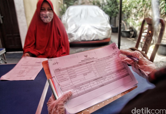 Sensus Penduduk Melihat Hari Pertama Sensus Penduduk di Jakarta Utara