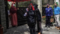Kepala Badan Pusat Statistik (BPS) Kota Jakarta Utara, Suhartono, mengatakan, proses pendataan penduduk disederhanakan guna mencegah penyebaran COVID-19 saat petugas mendatangi rumah tangga.  