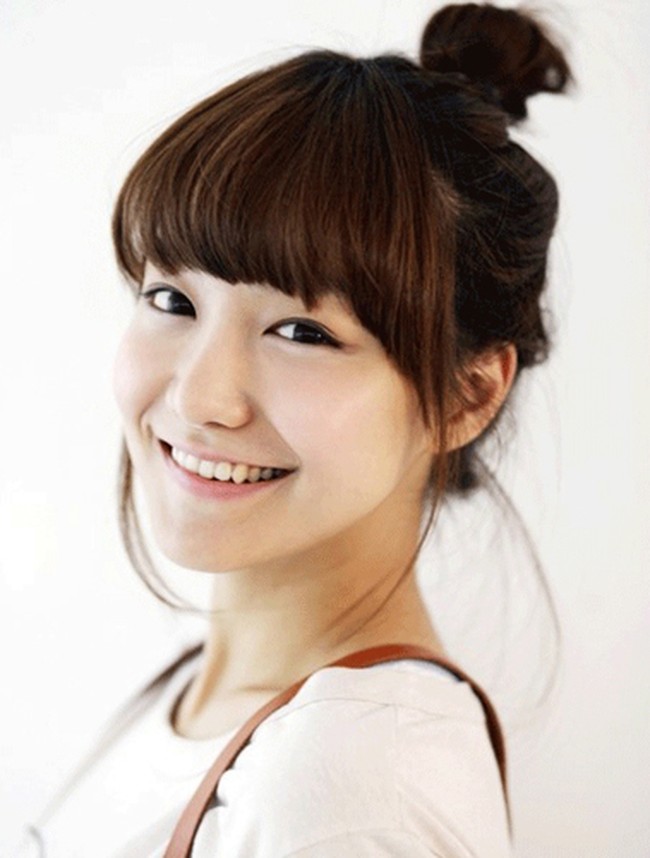 Shin So Yul yang berada di urutan 10 membintangi serial Train yang baru saja selesai masa tayangnya pada 16 Agustus 2020. Film thriller berbumbu fantasi ini merupakan mini seri dengan 12 episode. Foto: Dok. Asianwiki