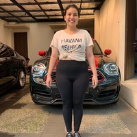 Jalan kaki selama 45 menit memiliki sejumlah manfaat bagi kesehatan tubuh. Beberapa di antaranya menyehatkan jantung dan membantu penurunan berat badan. Foto: Instagram/@tya_ariestya