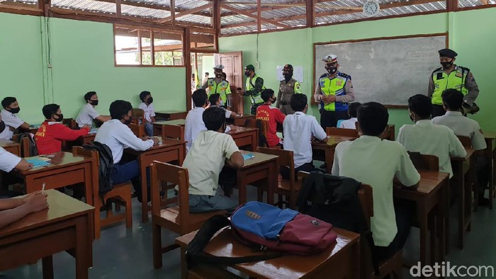 Uji Coba Belajar Tatap Muka Tahap 2 di blitar