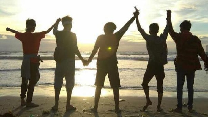 Sunset di Pantai Pandawa.