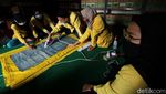 Begini Proses Restorasi Naskah Kuno yang Kaya Nilai Sejarah
