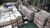 Mesin Rice To Rice (RTR) tersebut berada di salah satu area Gudang Bulog, Kelapa Gading, Jakarta.
