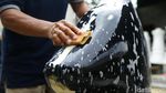 Berawal dari Hobi, Pria Asal Tangsel ini Bikin Catur Raksasa Lho