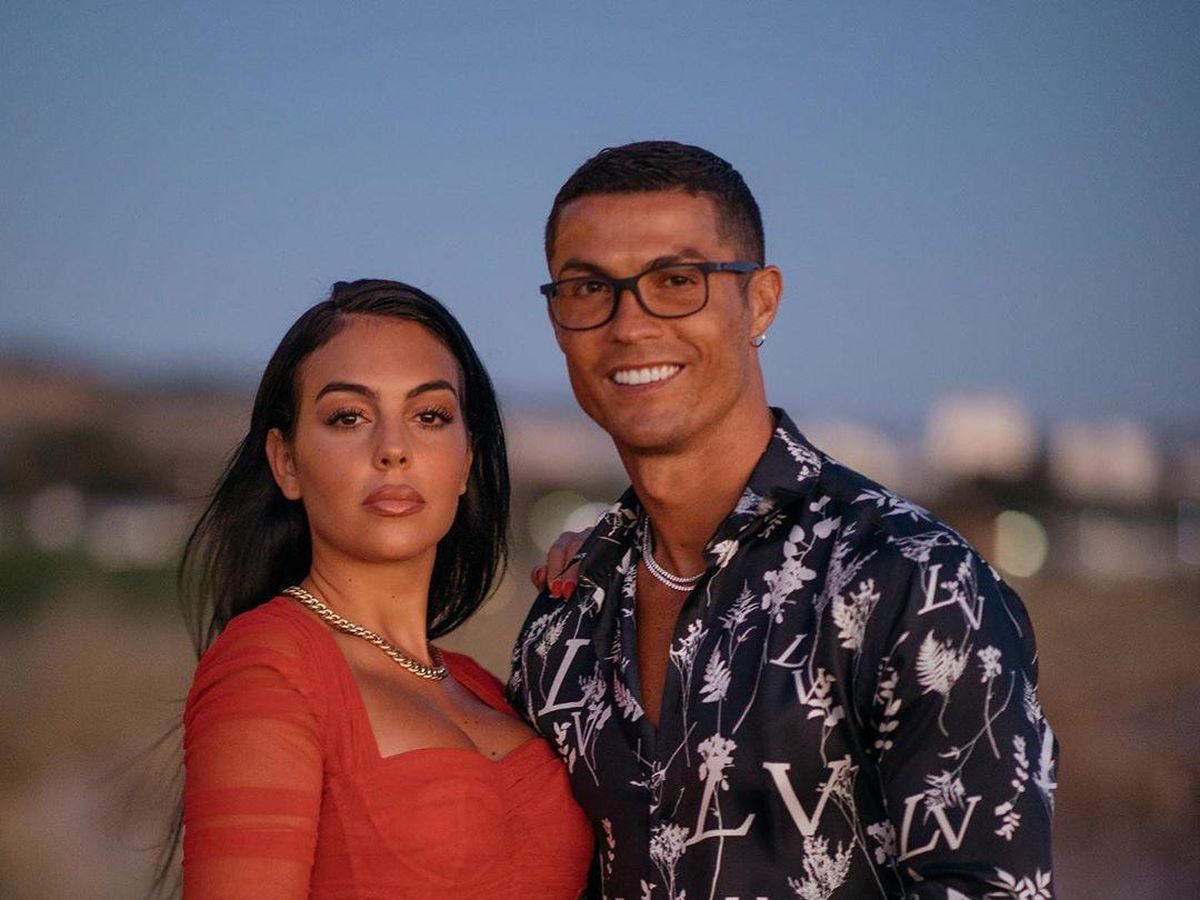 Kisah Cinta Georgina Sebelum Jatuh ke Pelukan Cristiano Ronaldo