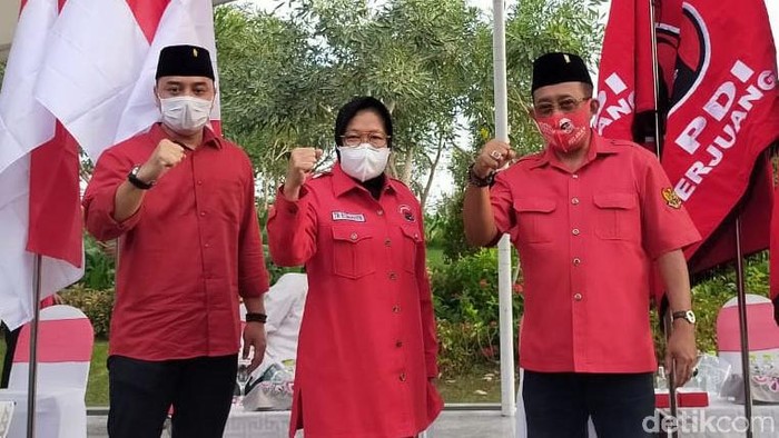Foto Risma Saat Ikut Deklarasi Eri-Armuji Wali Kota Surabaya, Tri Rismaharini, hadiri deklarasi bakal calon Wali Kota dan Wakil Wali Kota Surabaya Eri Cahyadi-Armuji. Deklarasi digelar di Taman Harmoni.