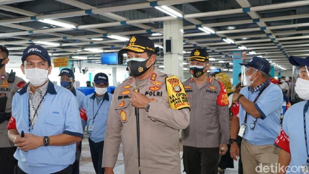 Kapolda Metro Jaya Irjen Nana Sudjana melakukan kunjungan ke kawasan industri di Kabupaten Bekasi, Jawa Barat.