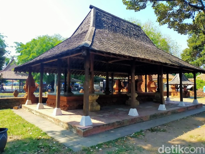 Keraton Kasepuhan Cirebon