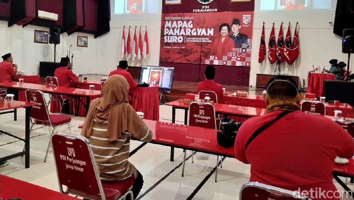 Penyerahan Rekomendasi Kepala Daerah Gelombang 3 di DPD PDIP Jatim Beberapa Waktu Lalu