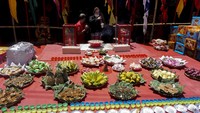 Sembahyang Cioko diperingati oleh warga Tionghoa setiap tanggal 15 bulan 7 tahun Imlek.