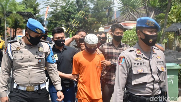 Pria ini ditangkap polisi karena berusaha perkosa ibu muda di Banjar.
