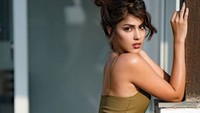 Rhea memulai kariernya sebagai VJ MTV India dan terjun di dunia film sejak 2013. Dok. Instagram/rhea_chakraborty