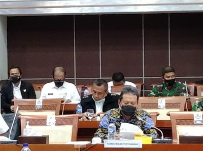 Wamenhan Sampaikan Laporan Keuangan 2019 ke DPR