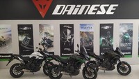 Foto sebelum api melalap motor petualang Kawasaki. Foto: Dealer Kawasaki Asturias Spanyol