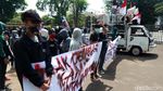 Demo Gedung Sate, Massa Tolak Deklarasi KAMI